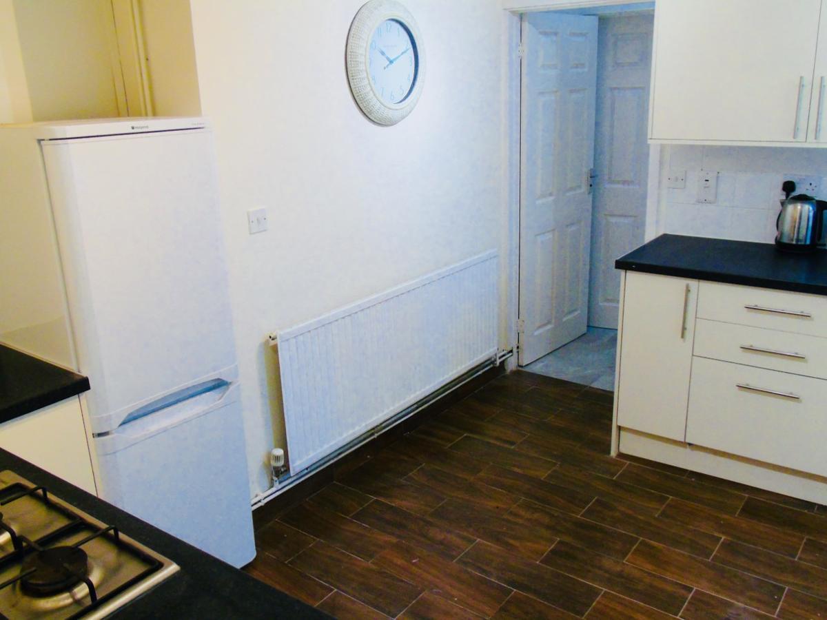 Willows - Cardiff Guest House מראה חיצוני תמונה